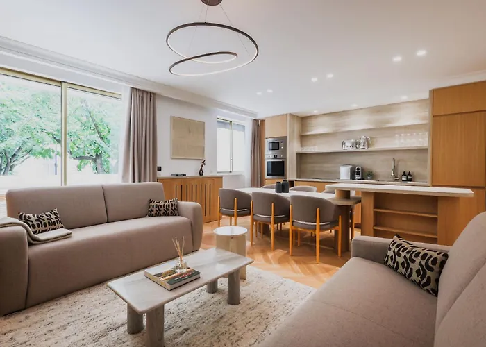 Exceptional Flat - 1Bd 6P- Arc De Triomphe